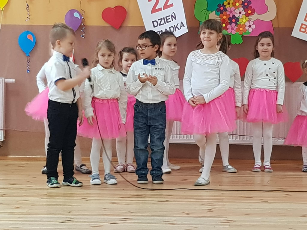 Dzień Babci i Dziadka w Piotrowicach ZDJĘCIA