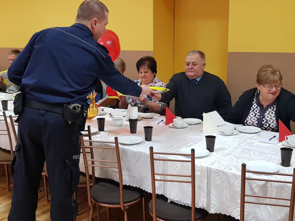 Dzień Babci i Dziadka w Piotrowicach ZDJĘCIA