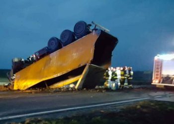 Tony węgla zablokowały drogę. Uważajcie