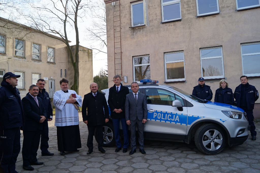 Orchowo: Nowy kierownik i nowy radiowóz