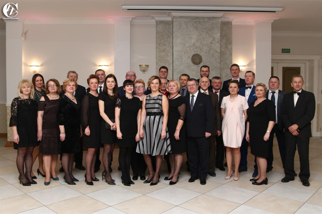 Studniówka Zawodówki ZDJĘCIA GRUPOWE