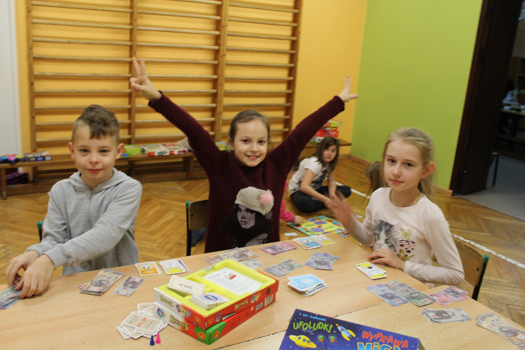 Noc z planszówką w Kotuni