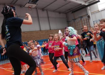 Tańczyła cała hala. Bal szkoły Hajdasz