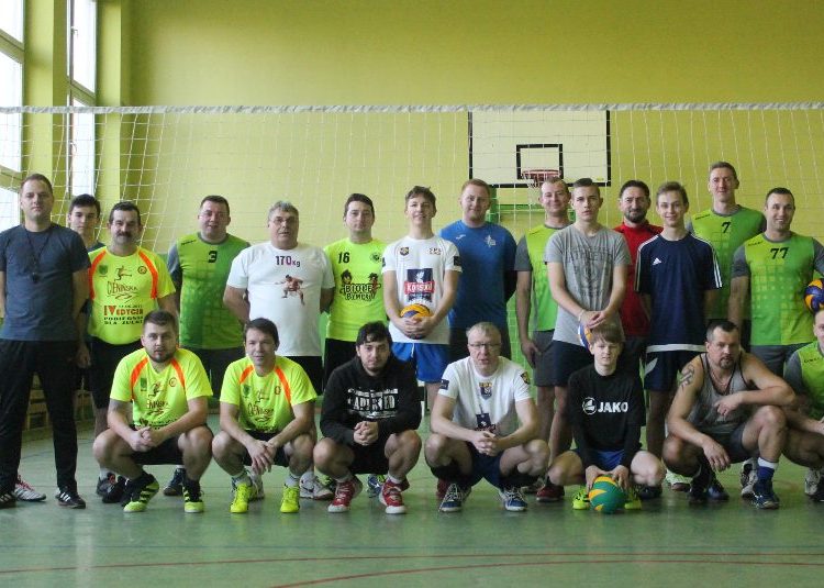 Siatkarski początek roku