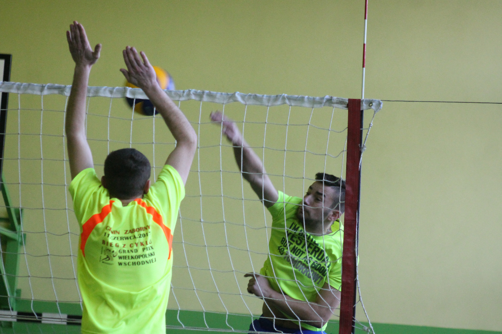 Siatkarski początek roku