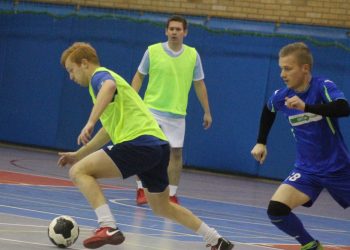 SLF Siedem meczy od mistrzostwa