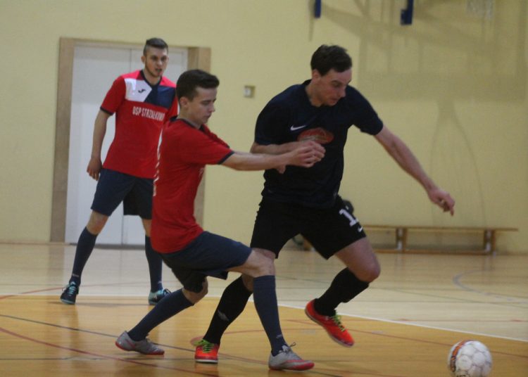 SLHPN Porażki liderów, pierwsza wygrana Stolarzy