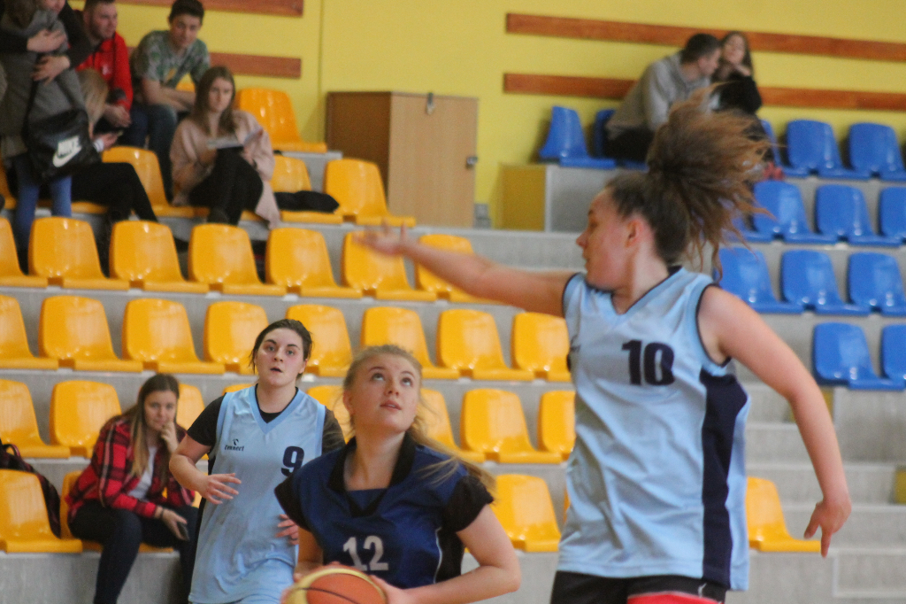 Trzy zespoły walczyły o mistrzostwo Zobacz zdjęcia