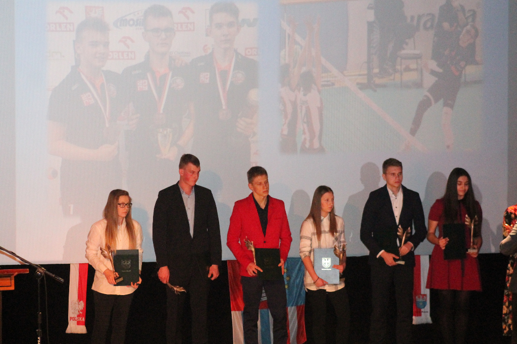 Gala Sportu „Dorosły” tytuł pojechał do Lądku. Zdjęcia