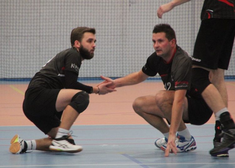 Salos ponownie lepszy