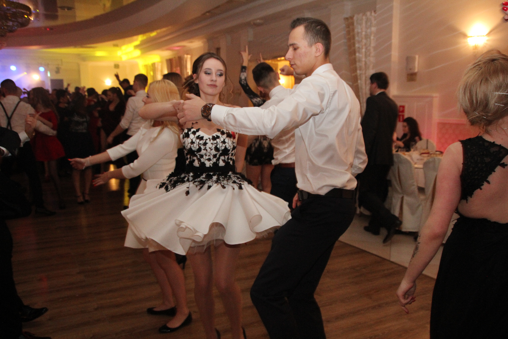 Studniówka Ekonomika. Zobacz zdjęcia