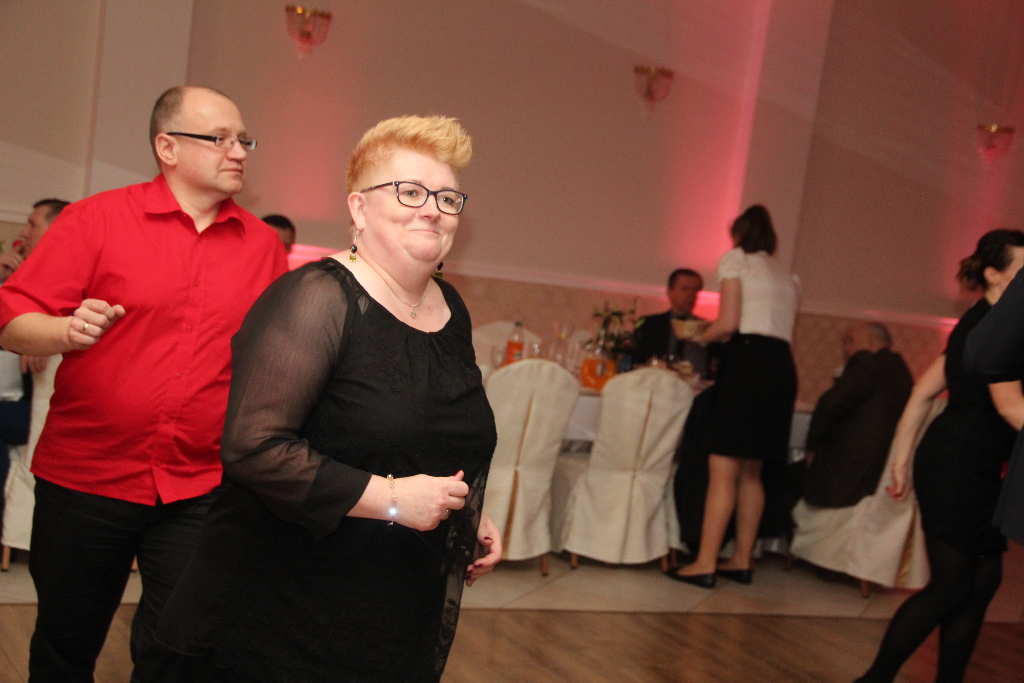 Studniówka Zespołu Szkół Zawodowych ZDJĘCIA