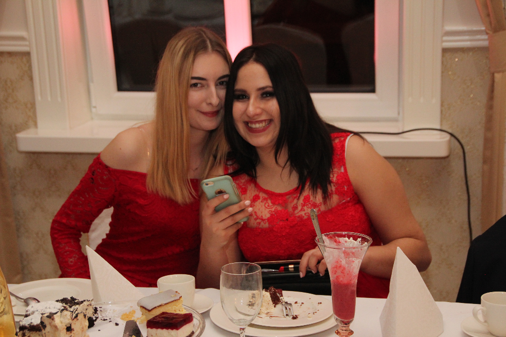 Studniówka Zespołu Szkół Zawodowych ZDJĘCIA