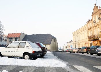 Chcą płatnych parkingów