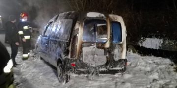 W Żelazkowie spłonął samochód ZDJĘCIA