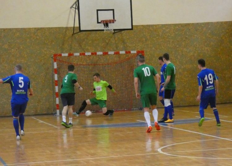 Getin zamienił się miejscami z Nicolausem