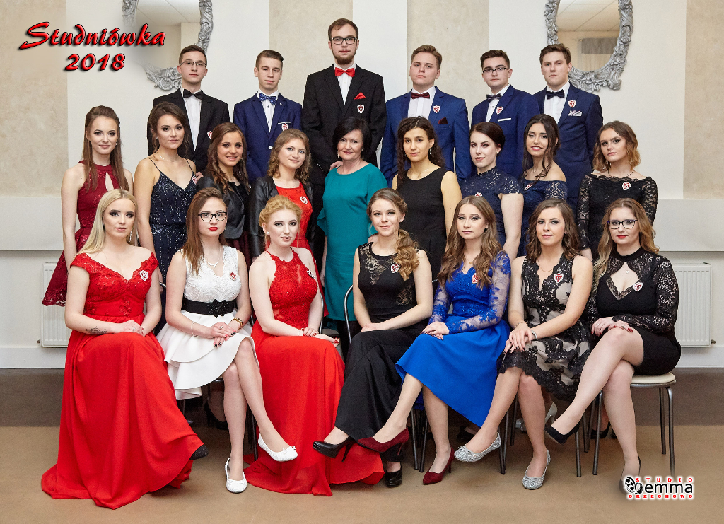 Studniówka Ogólniaka ZDJĘCIA GRUPOWE