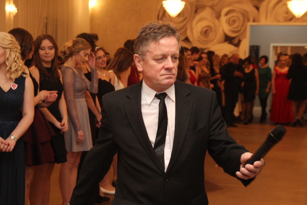 Studniówka Ogólniaka. Zobacz zdjęcia