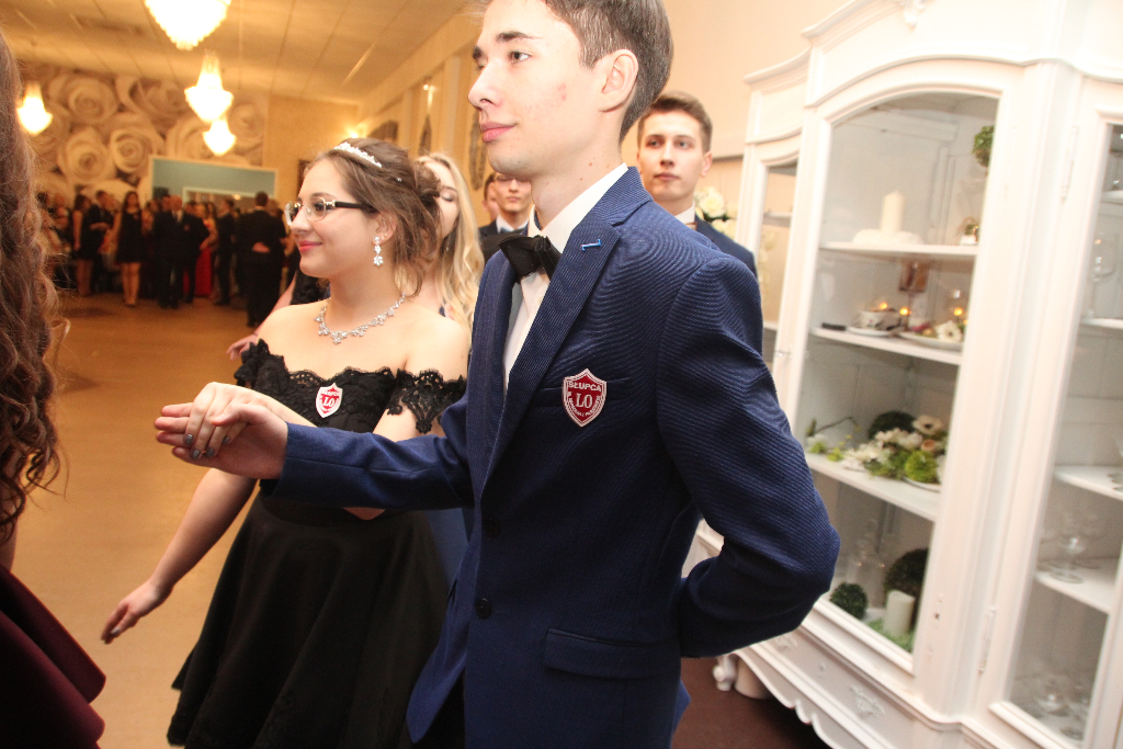 Studniówka Ogólniaka. Zobacz zdjęcia