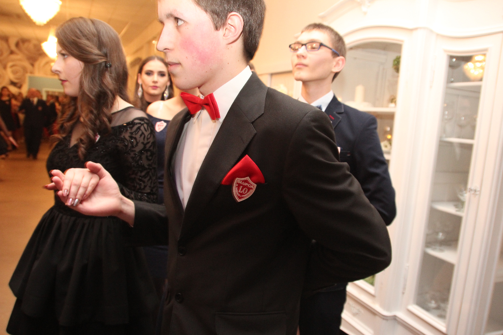 Studniówka Ogólniaka. Zobacz zdjęcia