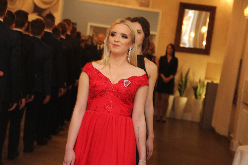 Studniówka Ogólniaka. Zobacz zdjęcia