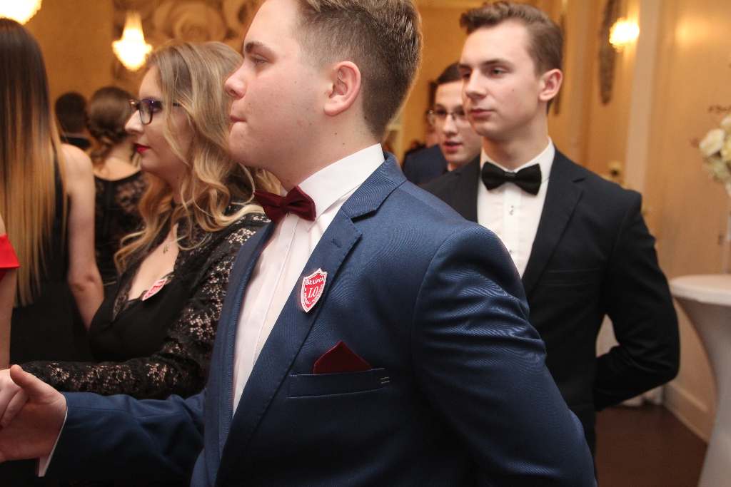 Studniówka Ogólniaka. Zobacz zdjęcia