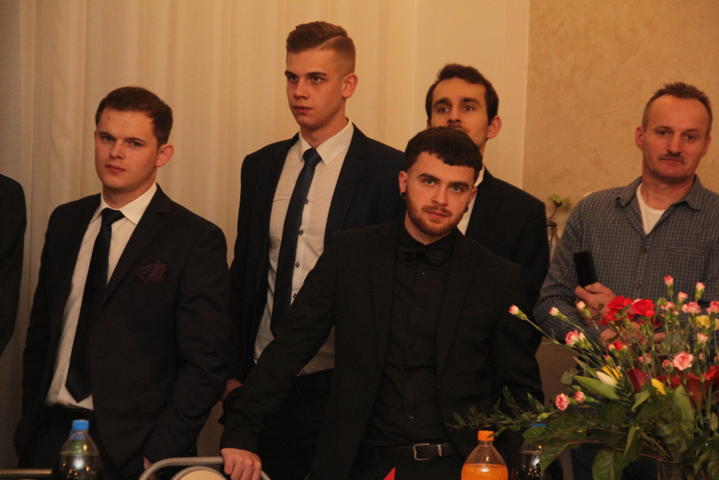 Studniówka Ogólniaka. Zobacz zdjęcia