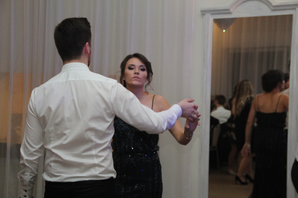 Tak maturzyści z LO szaleli na parkiecie FILM i ZDJĘCIA