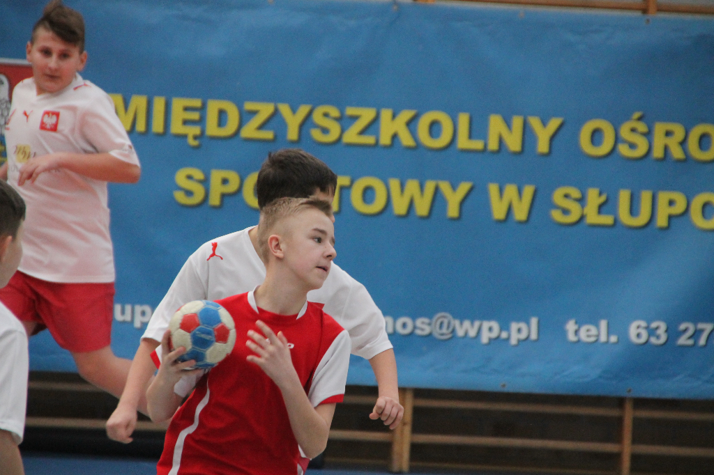 Jedna korona, jedenastu chętnych Zobacz zdjęcia