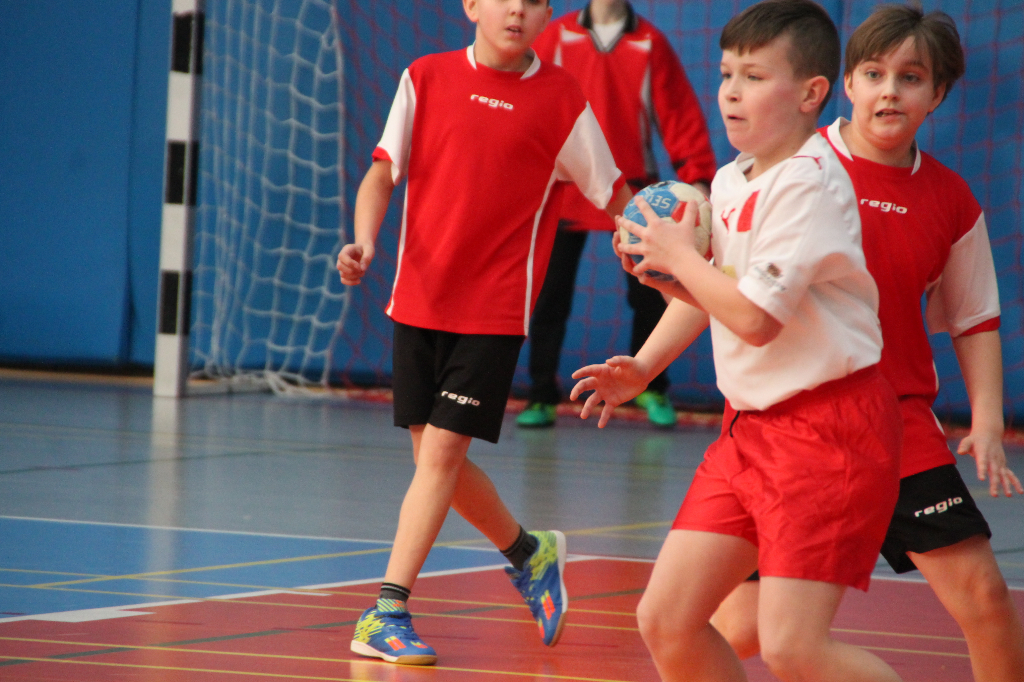 Jedna korona, jedenastu chętnych Zobacz zdjęcia