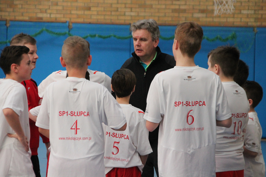 Jedna korona, jedenastu chętnych Zobacz zdjęcia