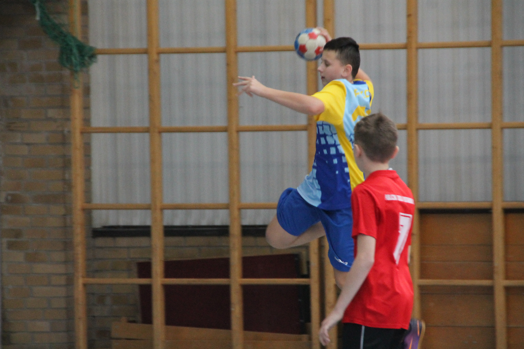 Jedna korona, jedenastu chętnych Zobacz zdjęcia