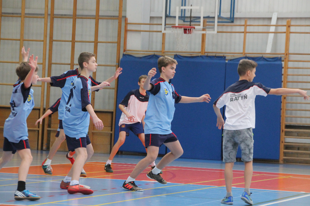 Jedna korona, jedenastu chętnych Zobacz zdjęcia