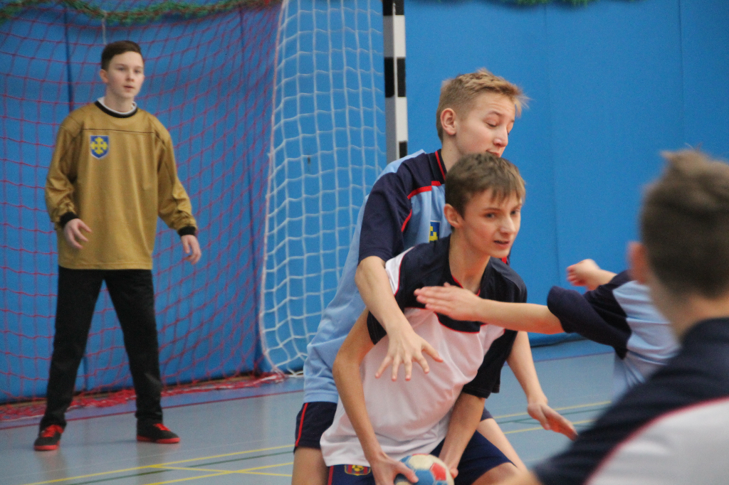 Jedna korona, jedenastu chętnych Zobacz zdjęcia