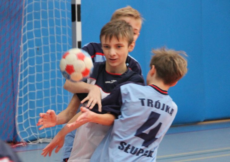 Jedna korona, jedenastu chętnych Zobacz zdjęcia