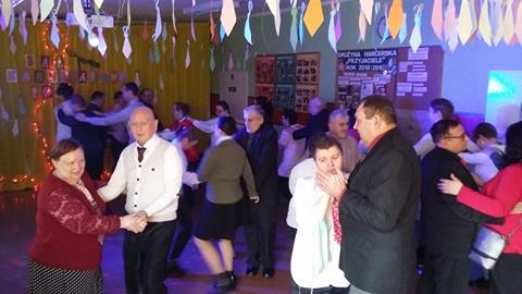 Bal niepełnosprawnych „pod krawatem”