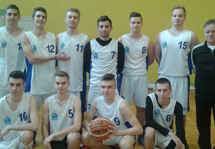 Rejonowy brąz ogólniaka