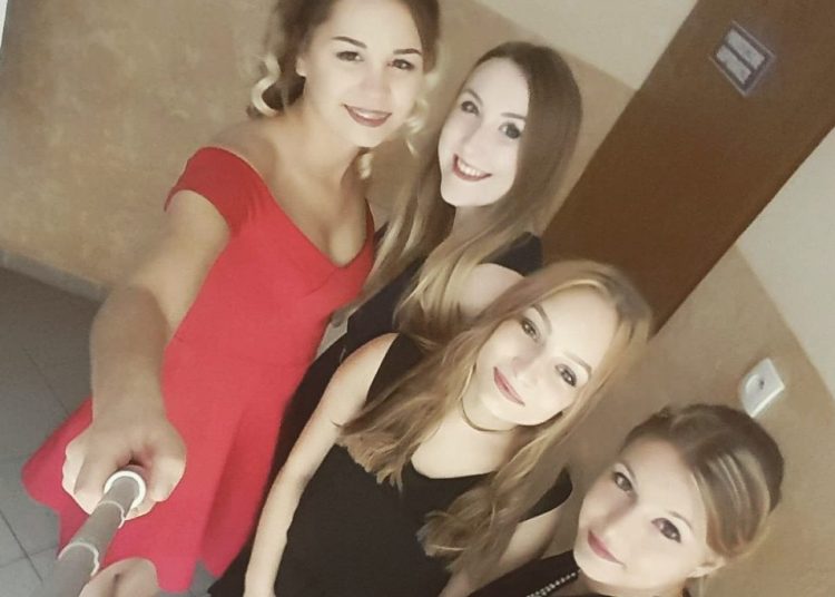 Pozdrawiamy blondynki i… zapraszamy po nagrodę