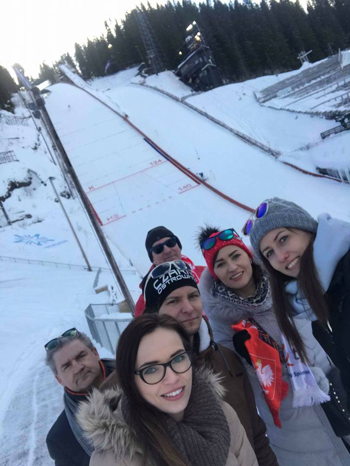 Nasi kibicują skoczkom w Trondheim