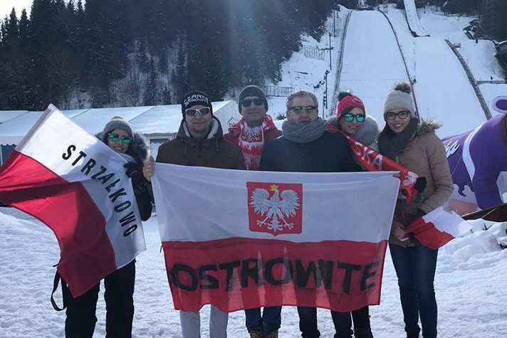 Nasi kibicują skoczkom w Trondheim