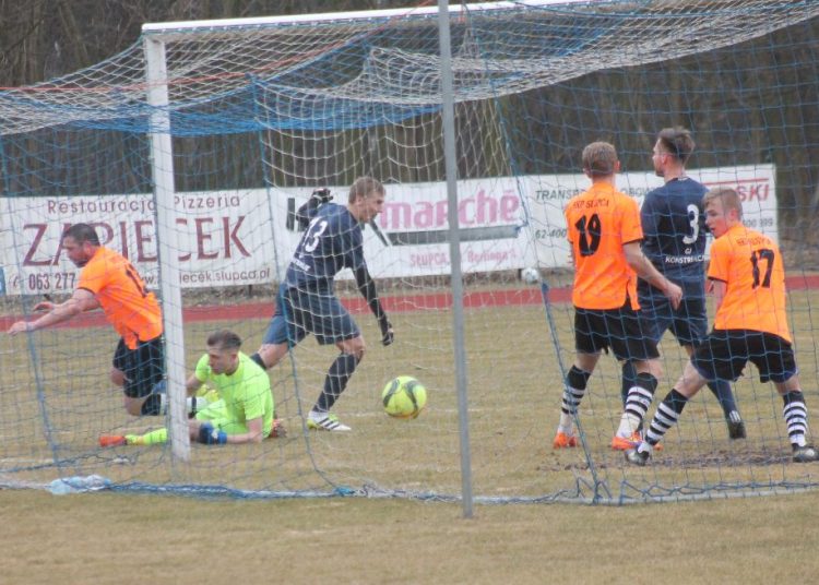 Ligowy falstart słupeckich seniorów