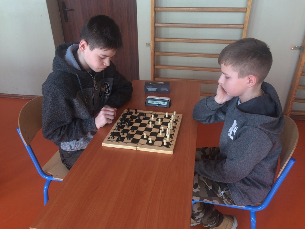 Nauczcie dzieci grać w szachy, a o ich przyszłość możecie być spokojni