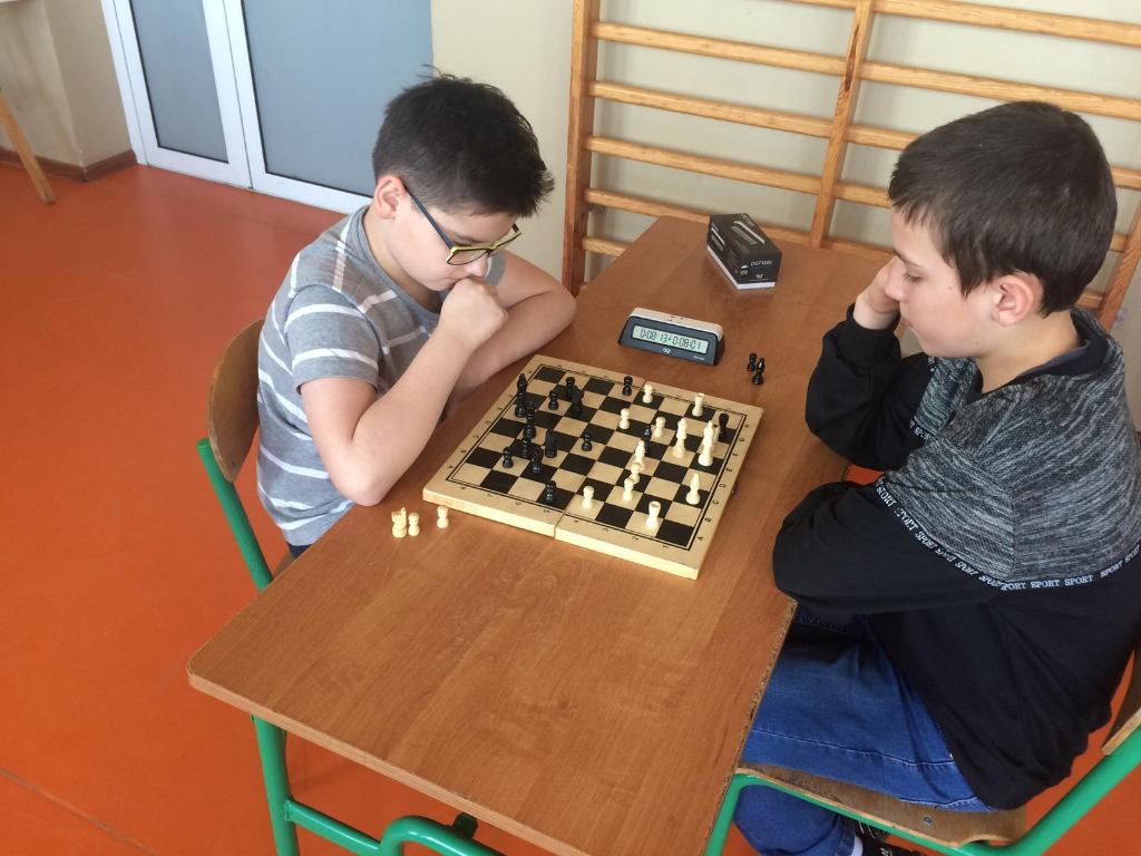 Nauczcie dzieci grać w szachy, a o ich przyszłość możecie być spokojni