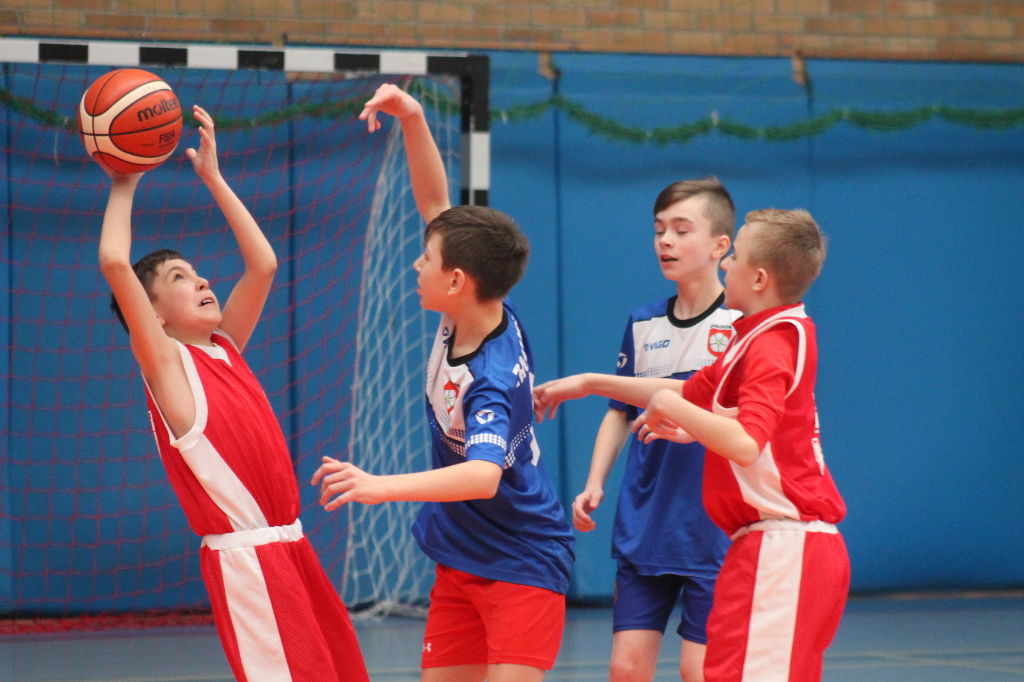 Trójka koszykarskim mistrzem powiatu FOTO