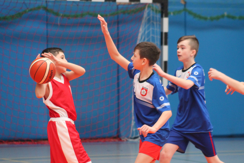 Trójka koszykarskim mistrzem powiatu FOTO