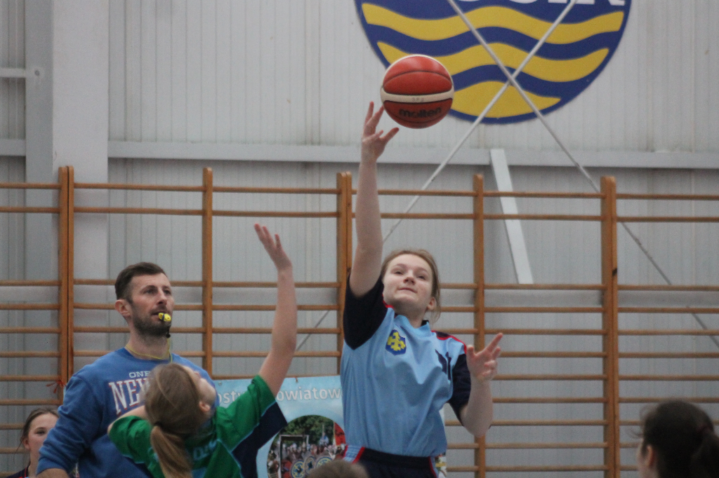 Trójka koszykarskim mistrzem powiatu FOTO