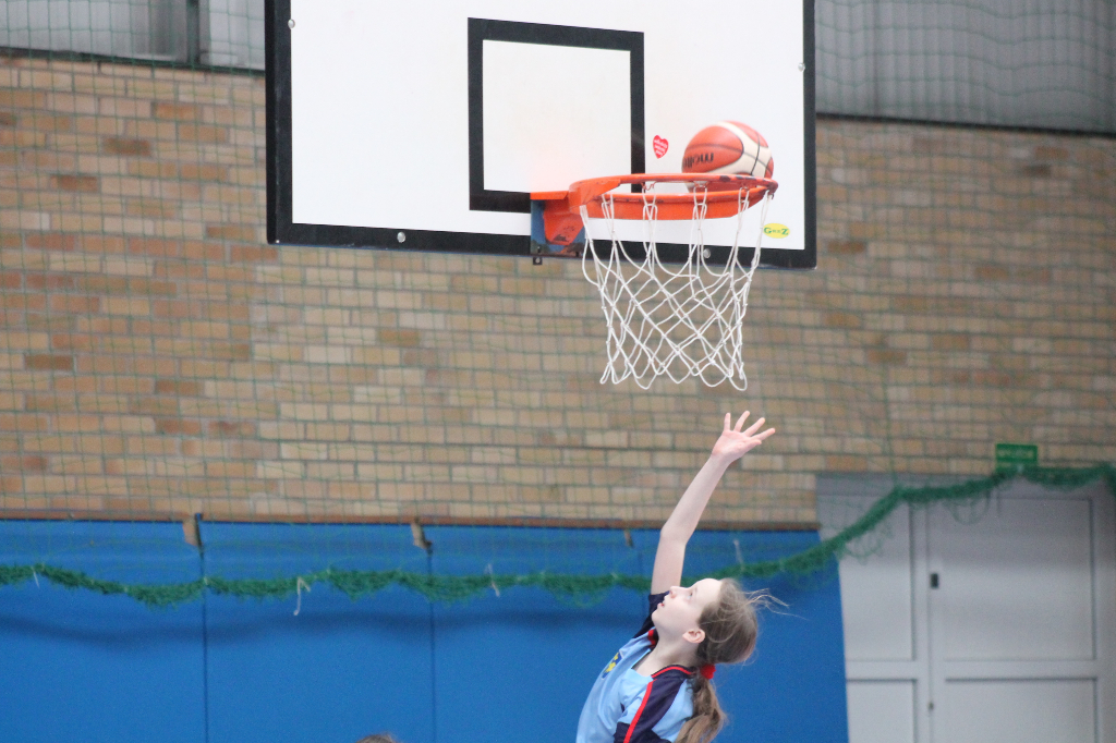 Trójka koszykarskim mistrzem powiatu FOTO