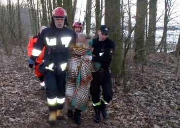 Strażacy: To igranie ze śmiercią