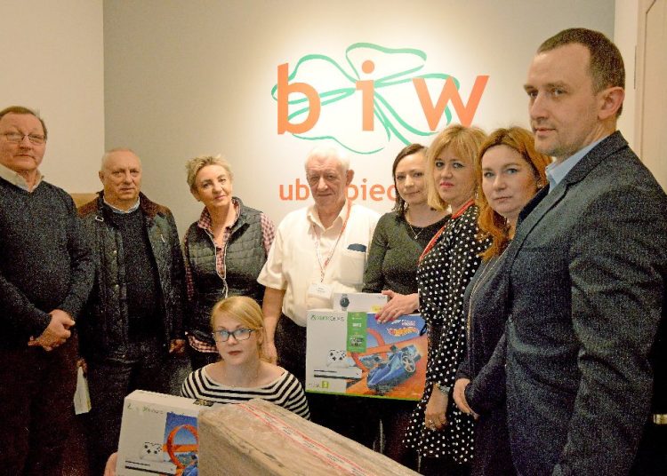 Złożył życzenia, wygrał 50-calowy telewizor