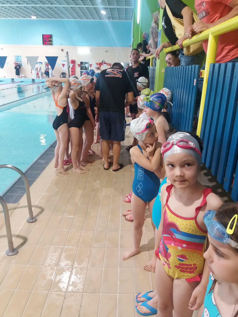 Startowali w Wiosennych Zawodach Pływackich